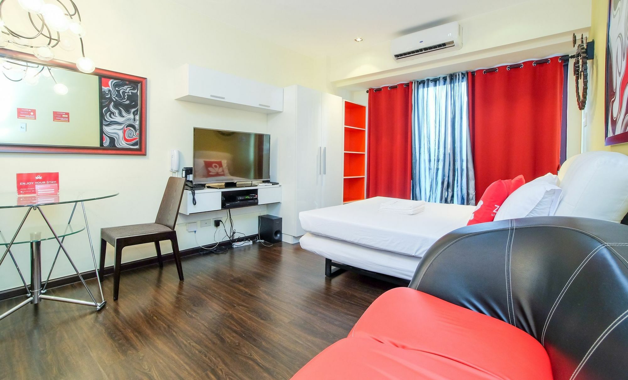 Zen Home Knightsbridge Residences Makati Макати Экстерьер фото