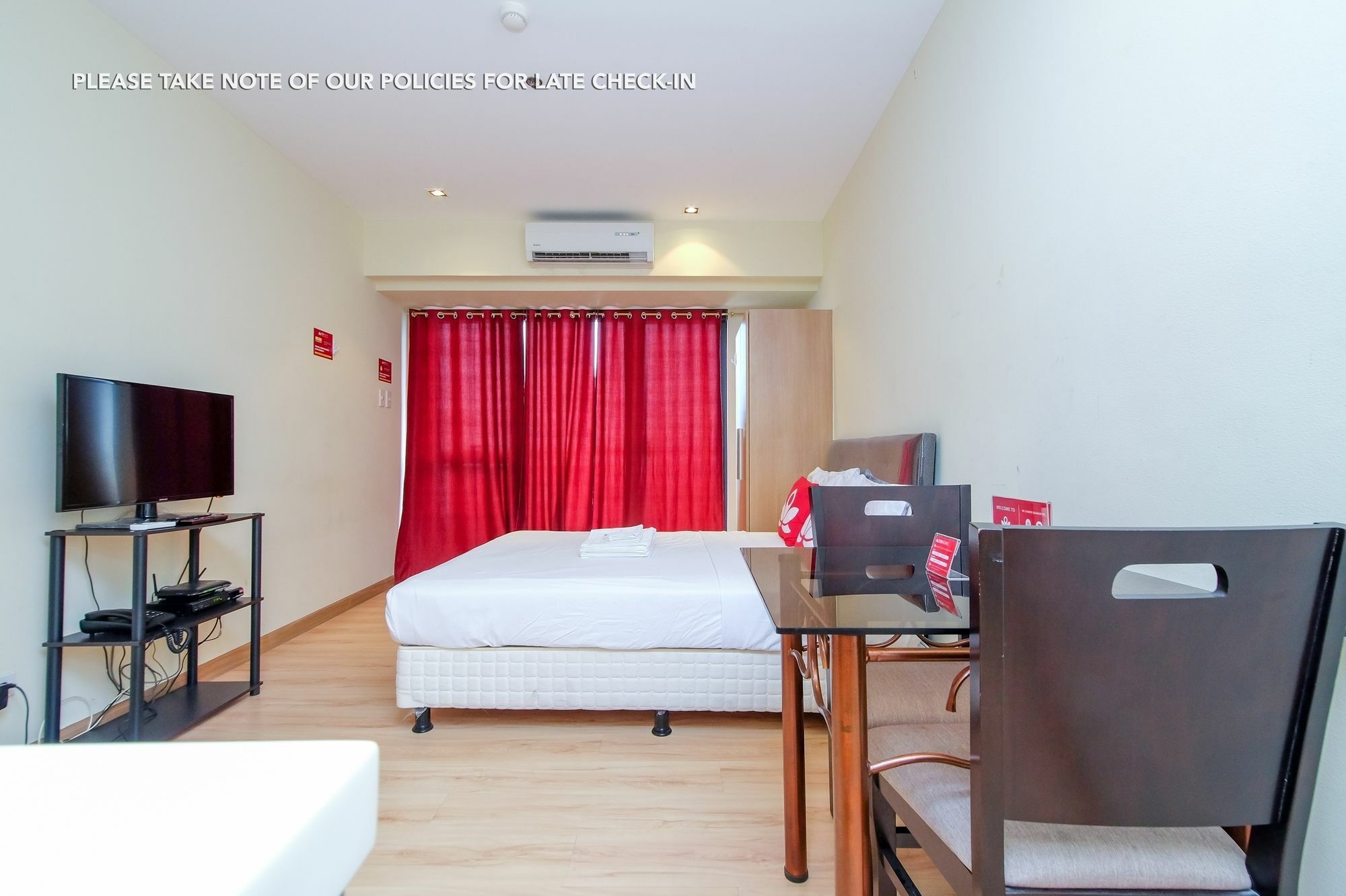 Zen Home Knightsbridge Residences Makati Макати Экстерьер фото